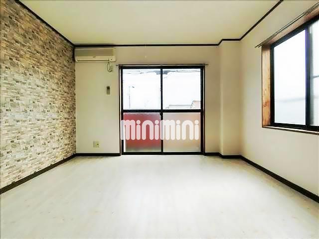 居室・リビング　同型タイプの写真です。