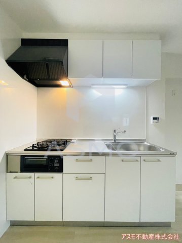 キッチン　同マンション別部屋　参考写真