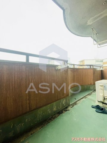 バルコニー　同マンション別部屋　参考写真