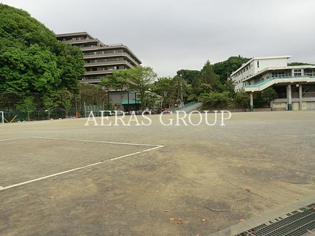 小学校　鎌倉市立山崎小学校（小学校）まで353m