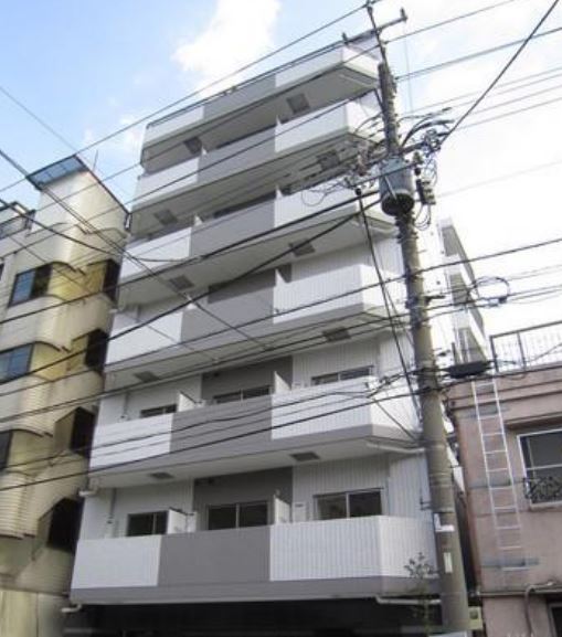 建物外観　★外壁タイル張り、重厚感のある外観★