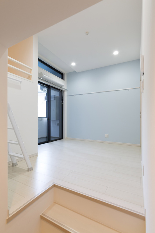 居室・リビング　別号室の画像です。ご参考下さい