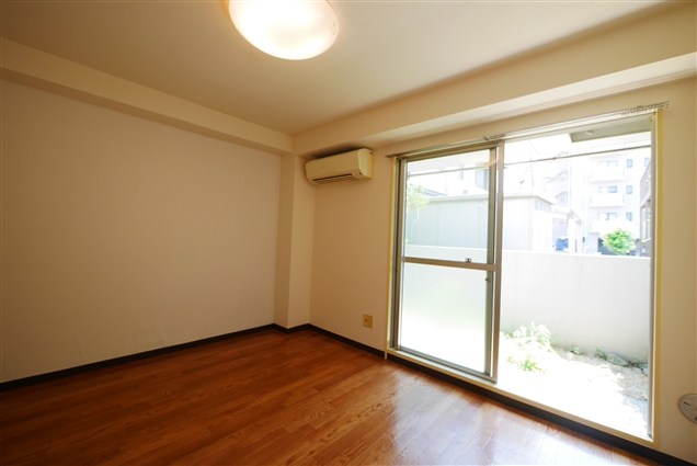 居室・リビング　同仕様写真