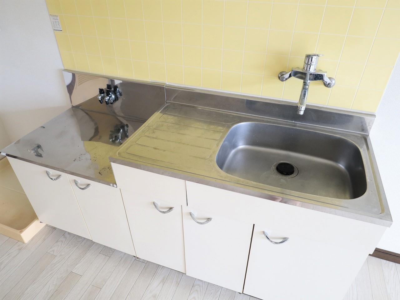 その他　キッチンは調理スペースがついています