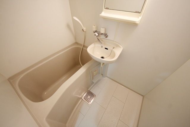 バス・シャワールーム　★バスルーム★