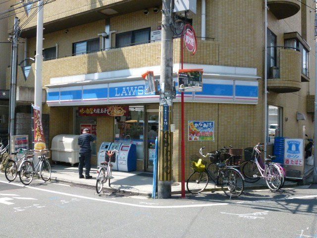 コンビニ　ローソンストア100近畿大学前店（コンビニ）まで374m