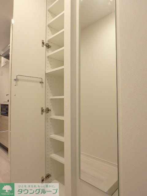 その他部屋・スペース　シューズBOX・姿見鏡