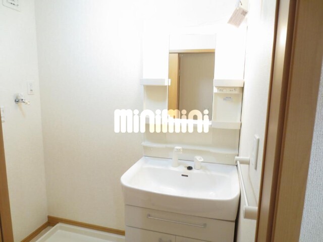 洗面設備　洗髪洗面化粧台