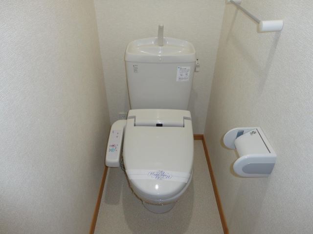 トイレ　温水洗浄便座