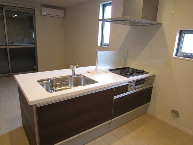 キッチン　広めのカウンターキッチン