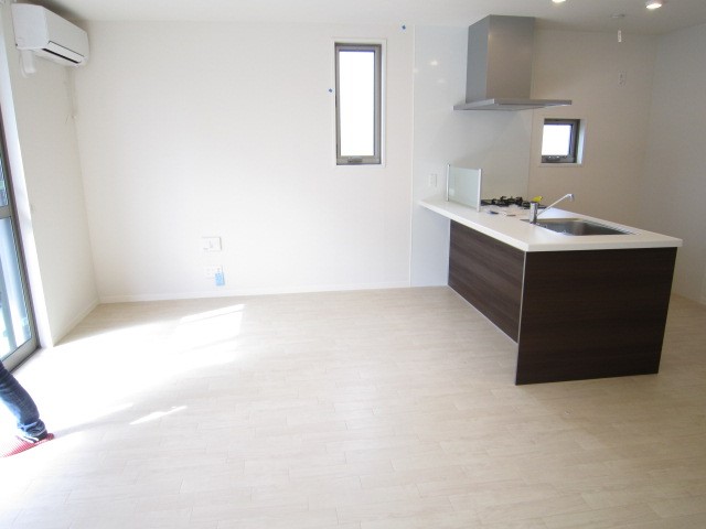 居室・リビング　日当たりに良いリビングです