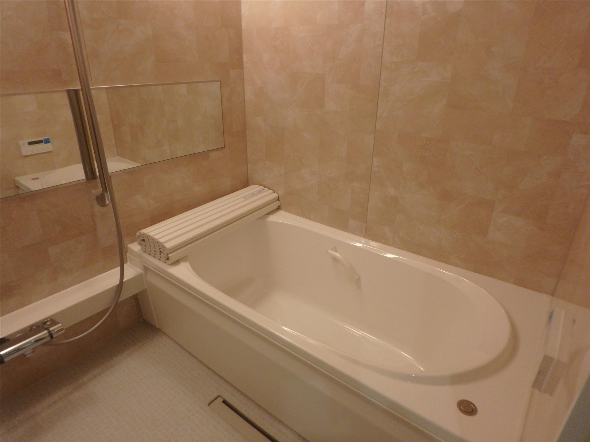 バス・シャワールーム　追い焚き・浴室乾燥機付きのキッチンです