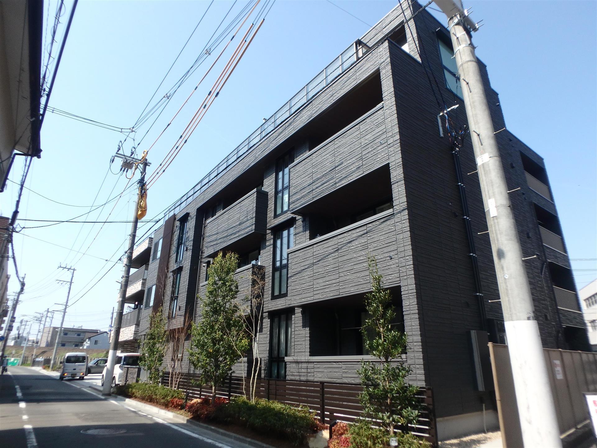 建物外観　2022年3月竣工