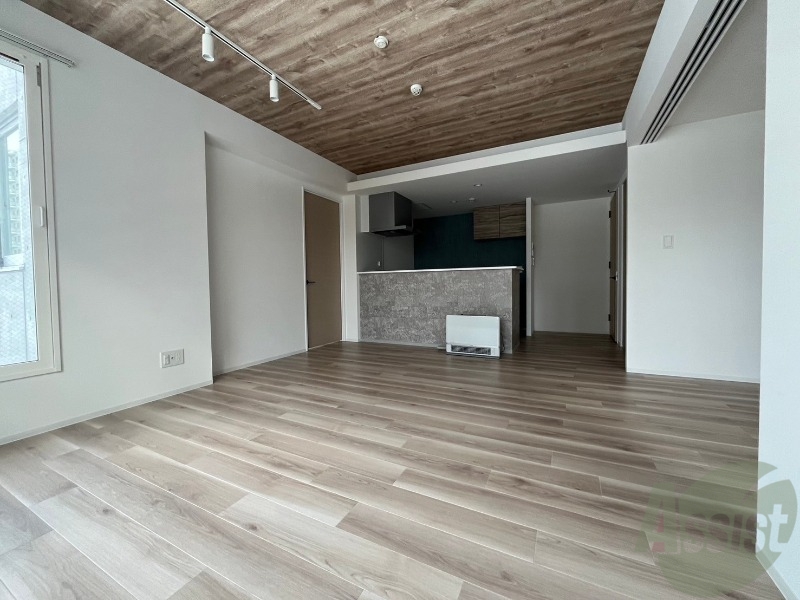 居室・リビング　広くてきれいなリビングです！快適に過ごせそうですね。