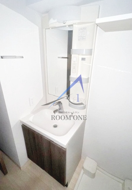 洗面設備　洗面台です。