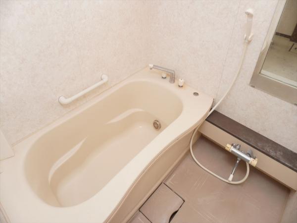 バス・シャワールーム　浴室