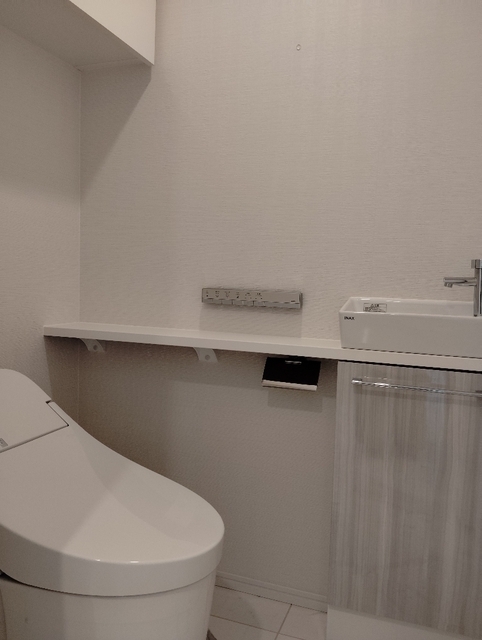 トイレ　シンプルで使いやすいトイレです