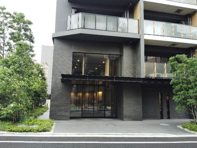 エントランス　清潔なエントランスです