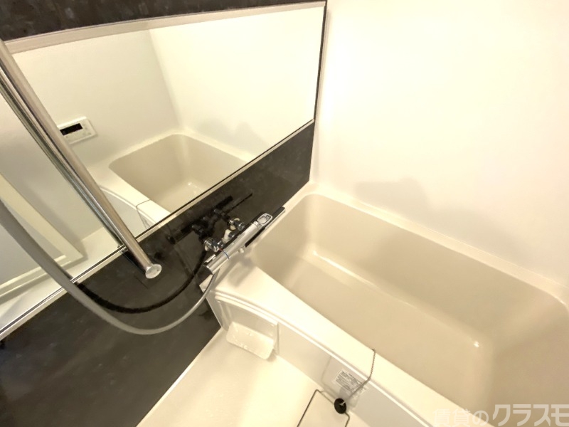 バス・シャワールーム　一日のお疲れをお取りください。