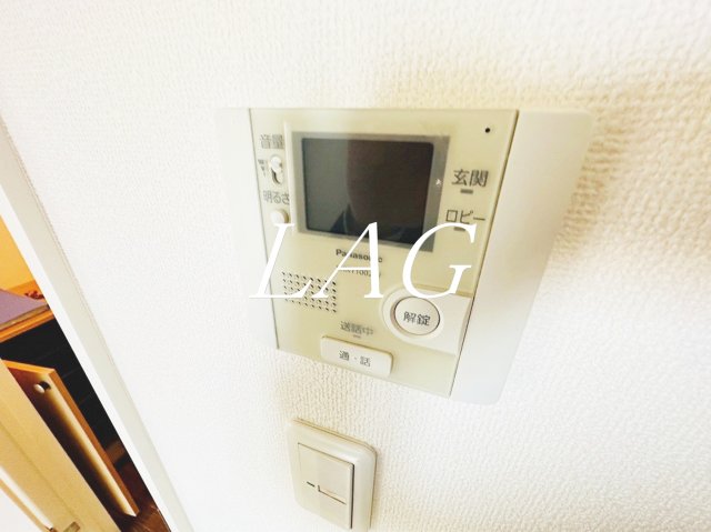 セキュリティ　モニター付きインターホンです。