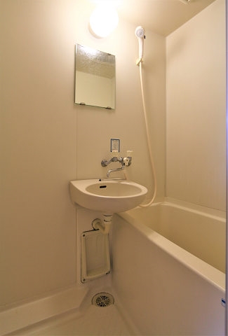 バス・シャワールーム　落ち着くバスですね