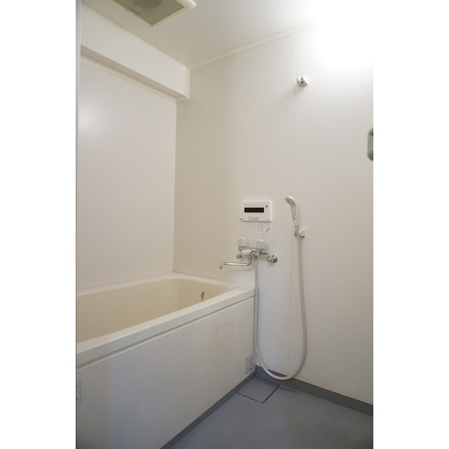 バス・シャワールーム　浴室