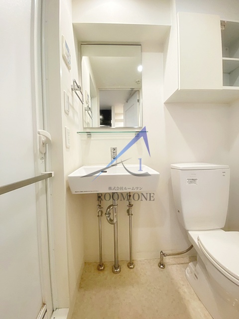 洗面設備　洗面台です。