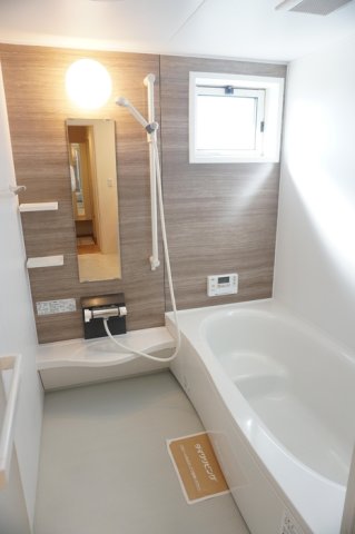 バス・シャワールーム　一坪風呂