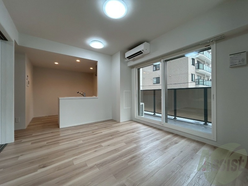 居室・リビング　広々としたリビングですね。使い勝手がよさそうですね！