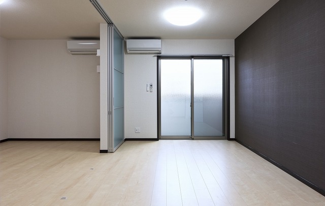 居室・リビング　同仕様