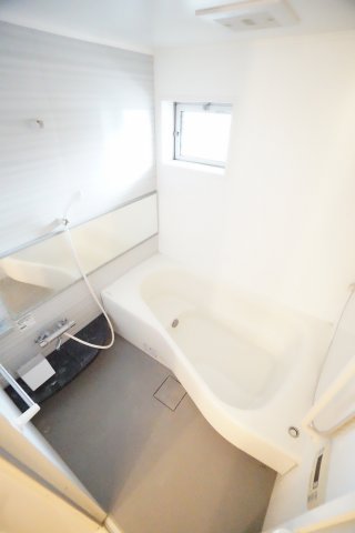 バス・シャワールーム　※同物件・同タイプの写真です。