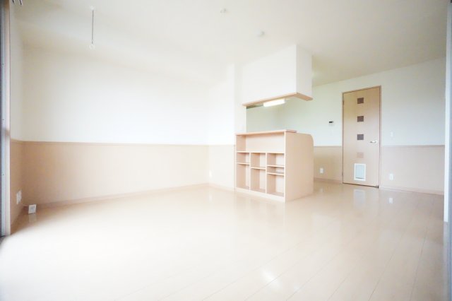 居室・リビング　※同物件・同タイプの写真です。