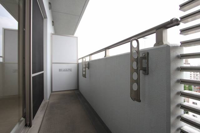 バルコニー　見晴らしのいいバルコニー