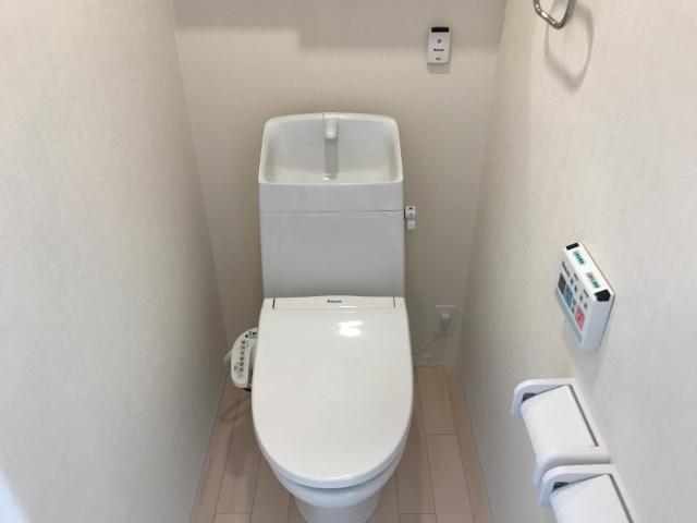 トイレ　シャワー付トイレ