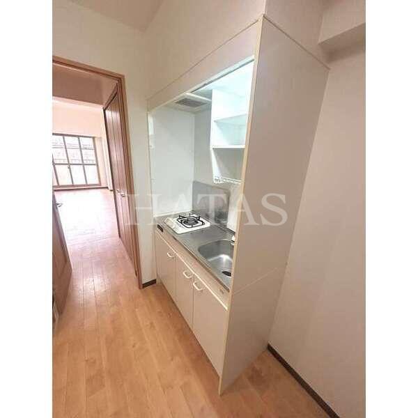 キッチン　同物件別部屋です。