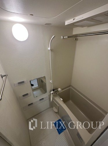 バス・シャワールーム　風呂