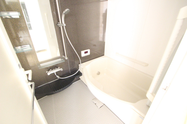 バス・シャワールーム　※別室の参考写真の為、現況優先です。