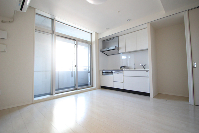 居室・リビング　※別室の参考写真の為、現況優先です。