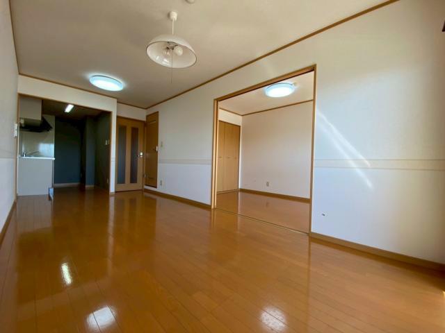 居室・リビング　同型　反転　現況優先