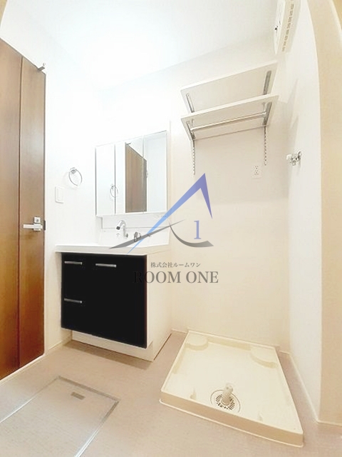 洗面設備　独立洗面台です。