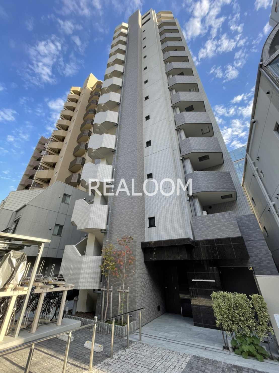 建物外観　写真と現況が異なる場合は現況を優先いたします。