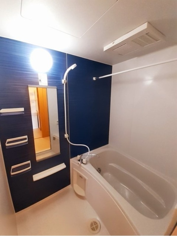 バス・シャワールーム　図面と現状に相違がある場合には現状を優先