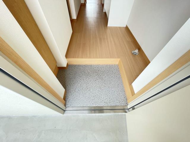 郵便局　名古屋港郵便局郵便集荷（郵便局）まで672m