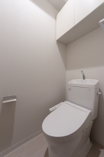 トイレ　※写真は同タイプ住戸です。