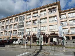 小学校　大津市立下阪本小学校（小学校）まで1334m