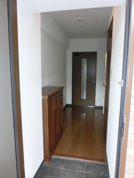 玄関　別部屋参考画像