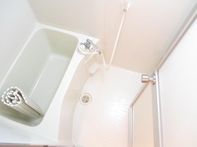 バス・シャワールーム　★清潔感のあるお風呂です★