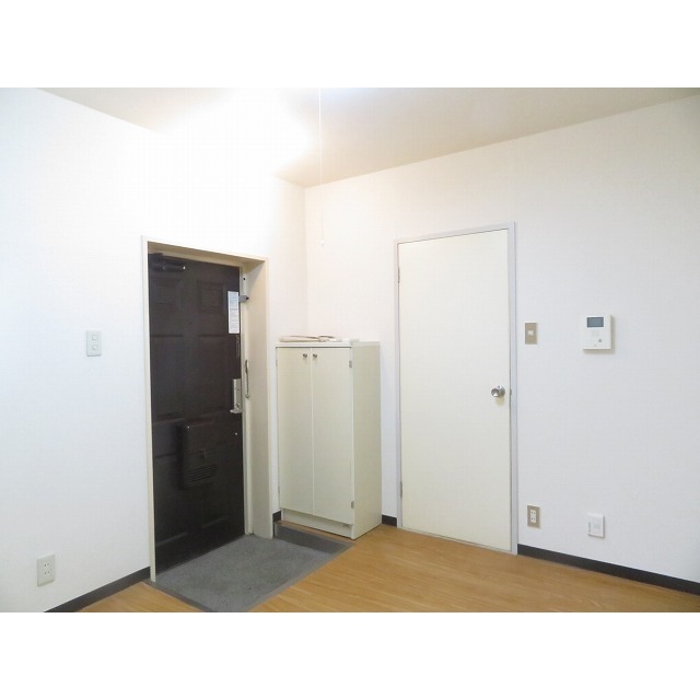 玄関　落ち着いた玄関です