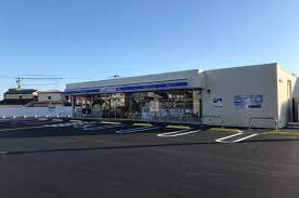 コンビニ　ローソン札幌八軒2条東店（コンビニ）まで455m