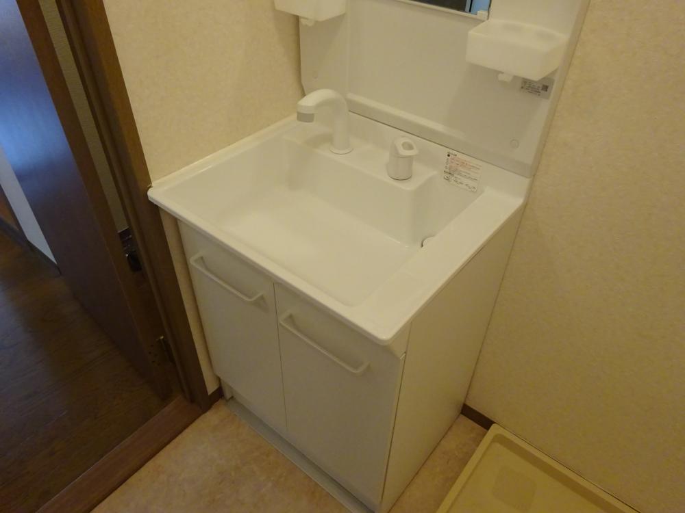 洗面設備　同間取別号室